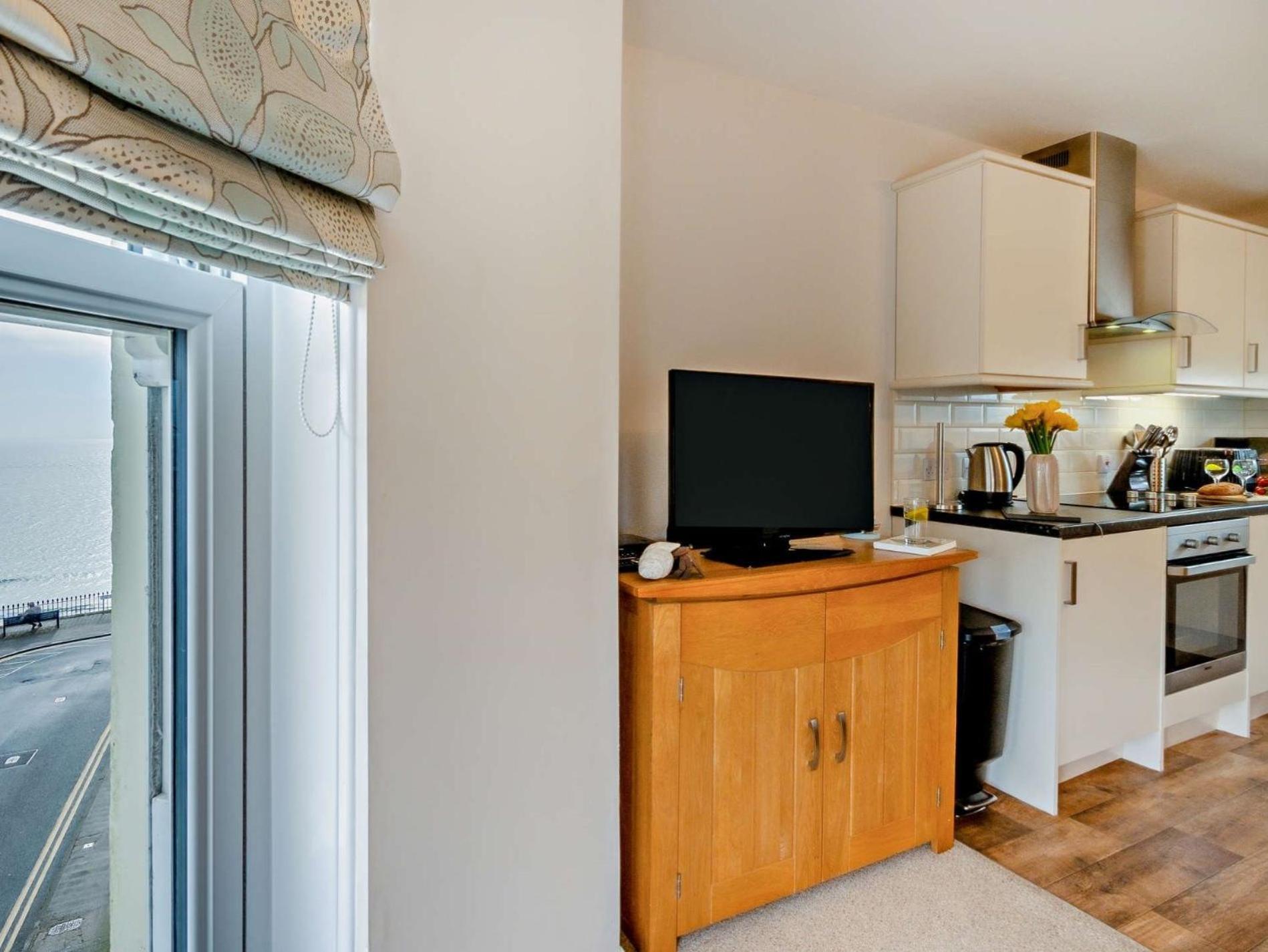 2 Bed In Tenby Fb229 Exterior foto